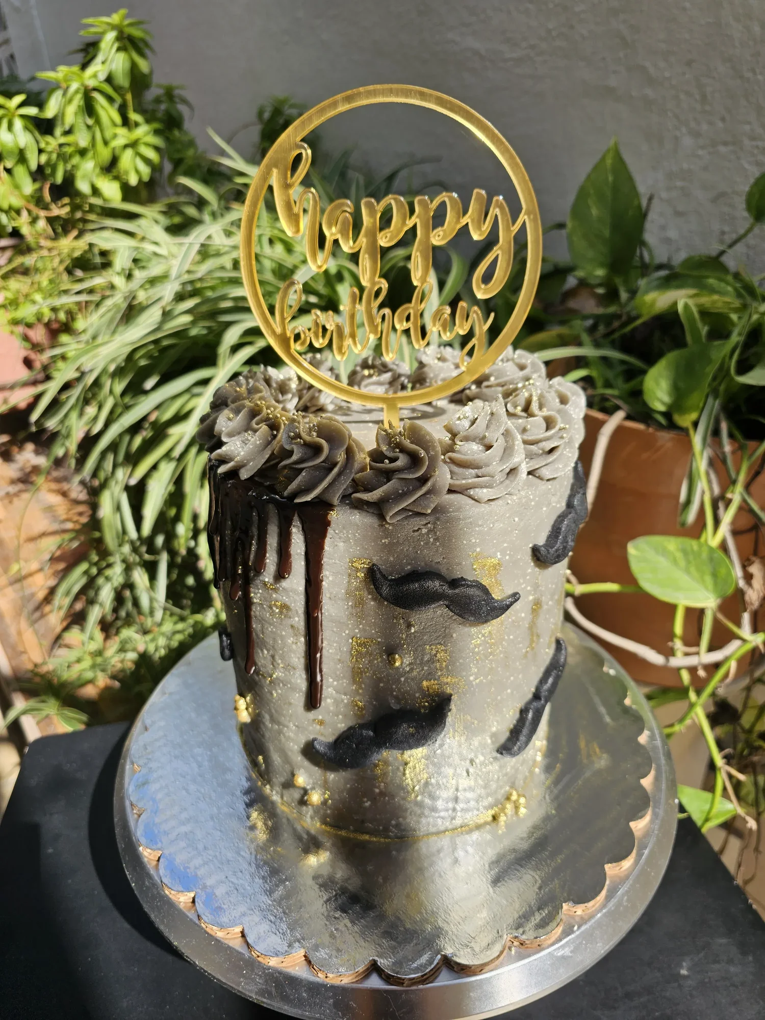 Pastel 16 porciones personalizado - Sweet Hell Guadalupe