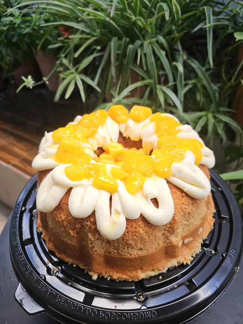 Rosca 12-15 porciones - Pastel personalizado Sweet Hell Guadalupe