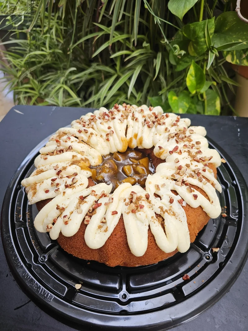 Rosca 12-15 porciones - Pastel personalizado Sweet Hell Guadalupe